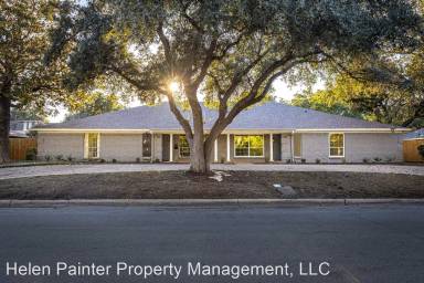 Main picture of 3104 Overton Park Dr W