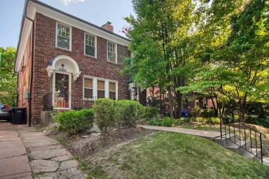 Main picture of 7050 Amherst Ave