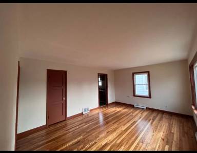 Main picture of 6819 Baring Ave