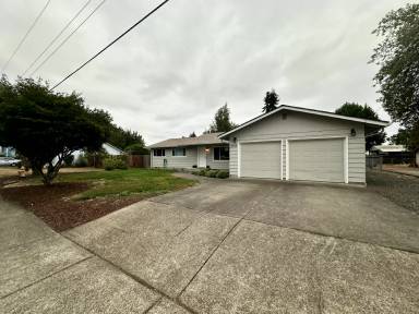 Main picture of 4346 Mahrt Ave SE
