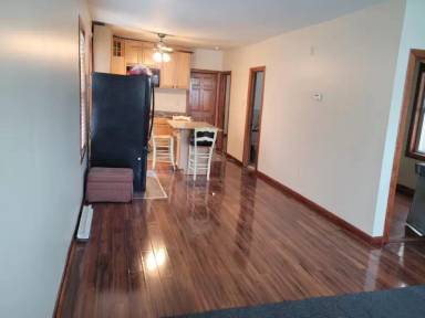 Main picture of 2334 N Major Ave