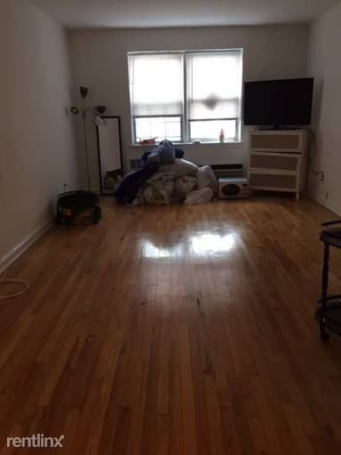 Main picture of 333 E 54th St