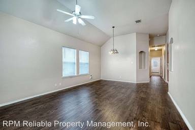 Main picture of 2853 Southampton Way