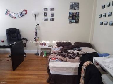 Main picture of 368 Riverway