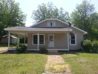 Main picture of 504 Plymouth St