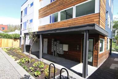 Main picture of 4724 31st Ave S