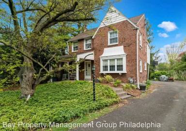 Main picture of 431 Old Farm Rd