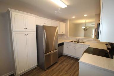 Main picture of 418-420 Andover Dr