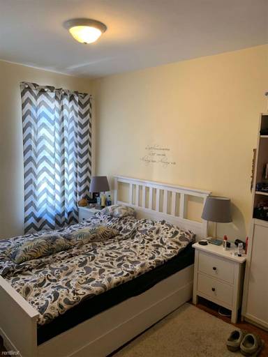 Main picture of 444 81st St