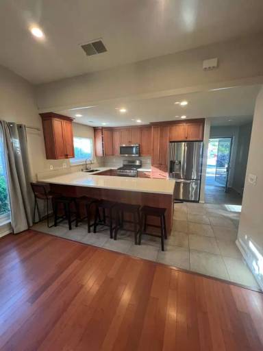 Main picture of 3411 Seabright Ave