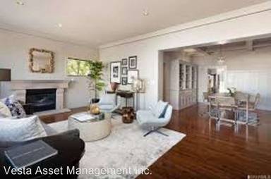 Main picture of 4335 Cesar Chavez St