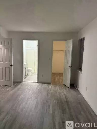 Main picture of 1 Oyster Bay Rd