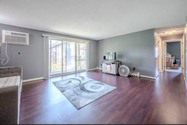 Main picture of 341 Pawtucket Blvd