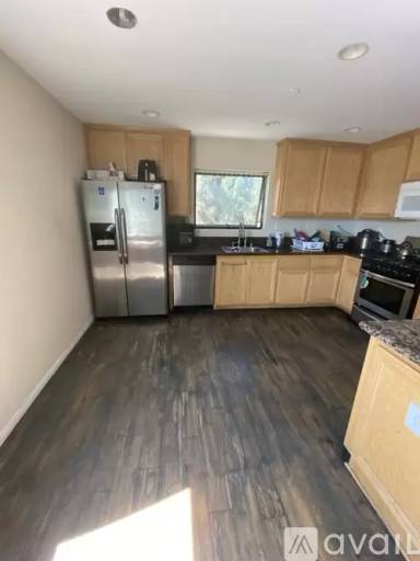Main picture of 6815 Baird Ave