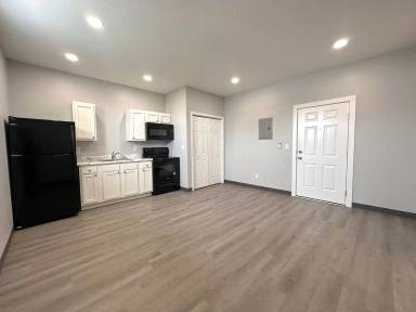 Main picture of 604 N Main St