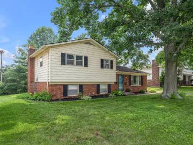 Main picture of 2212 Azalea Dr