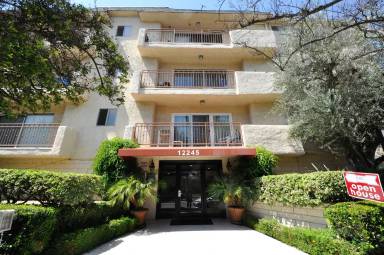 Main picture of 12245 Chandler Blvd