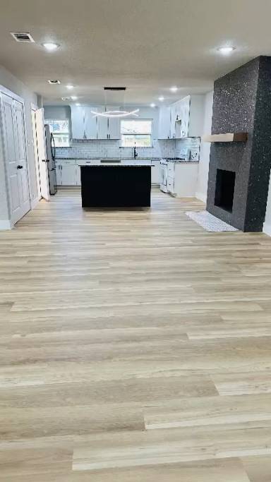 Main picture of 5928 Cedar Glen Dr