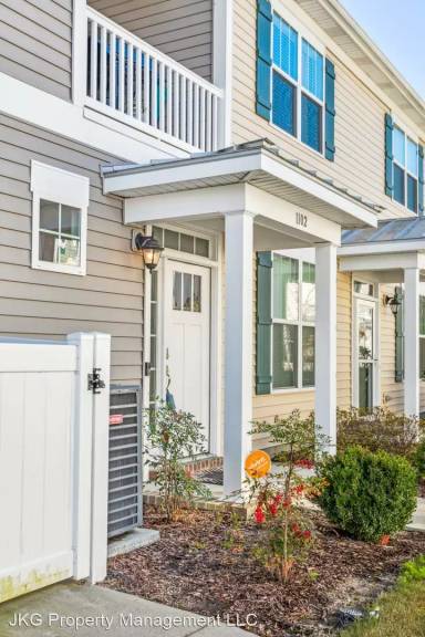 Main picture of 1102 Celia Ct