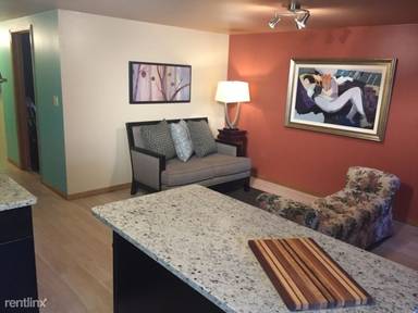 Main picture of 4908 W Byron St