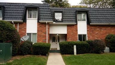 Main picture of 1824 Colonial Village Way