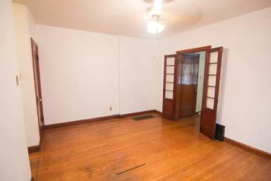 Main picture of 4257 Bates St