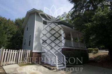 Main picture of 23 Graymont Cir