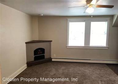 Main picture of 808 1/2 N 1st St