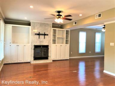 Main picture of 10702 Misty Hollow Ave
