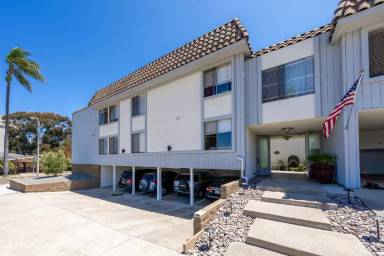 Main picture of 1025 W University Ave