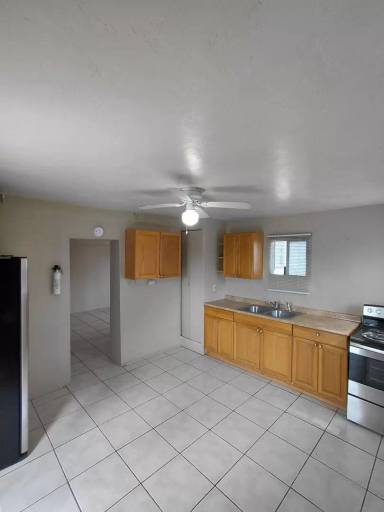 Main picture of 419-423 E 32nd St Apartments