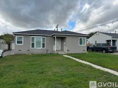 Main picture of 2303 Graydon Ave
