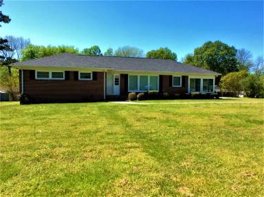 Main picture of 128 Kensett Ave