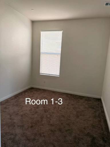 Main picture of 4790 Preston St