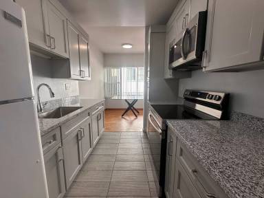 Main picture of 2435 Hilgard Ave