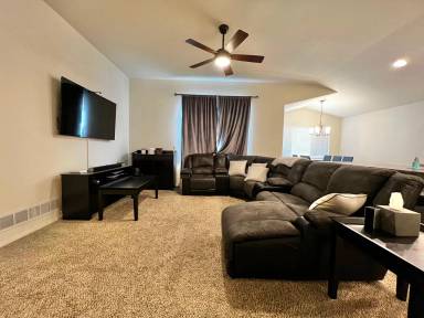 Main picture of 941 Mt Shavano Ave
