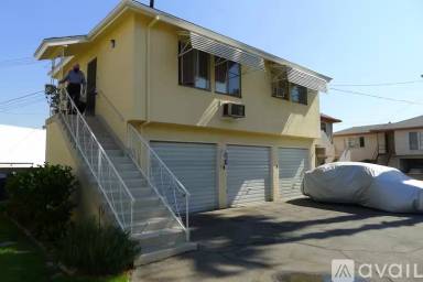 Main picture of 1116 W Alhambra Rd