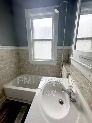 Main picture of 2641 N 22nd St