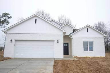Main picture of 120 Oak Ave