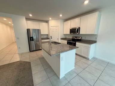 Main picture of 1014 Kobuk St