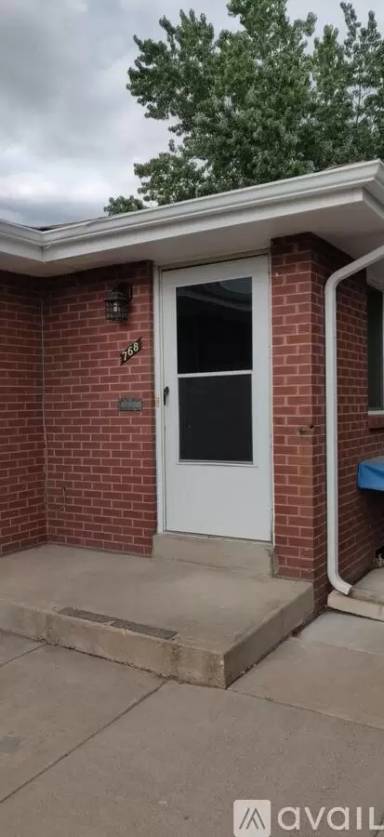Main picture of 768 S Kearney St