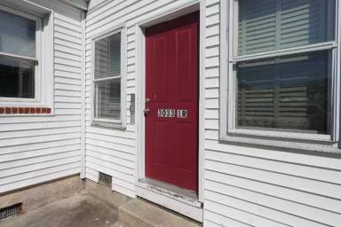 Main picture of 3033 Hamilton Ave