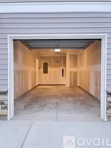 Main picture of 3201 Tatlock Way