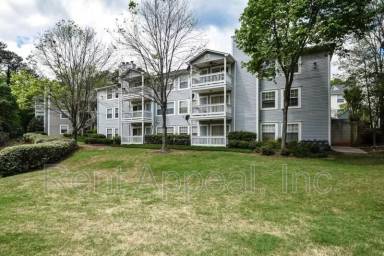 Main picture of 1347 Keys Crossing Dr NE