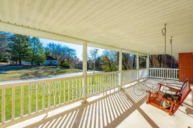 Main picture of 903 S Seminole Dr