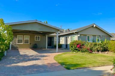 Main picture of 1647 Hyacinth Ln