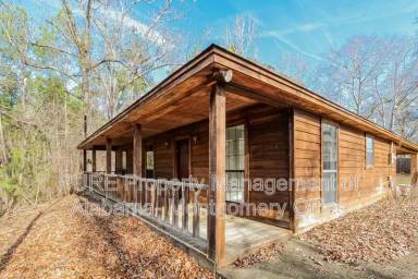 Main picture of 95 Oakwood Dr