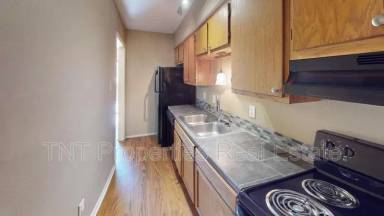 Main picture of 302 Manuel Dr
