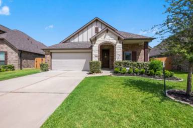 Main picture of 4557 New Country Dr