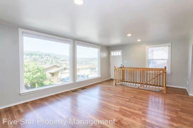 Main picture of 239 Santa Clara St